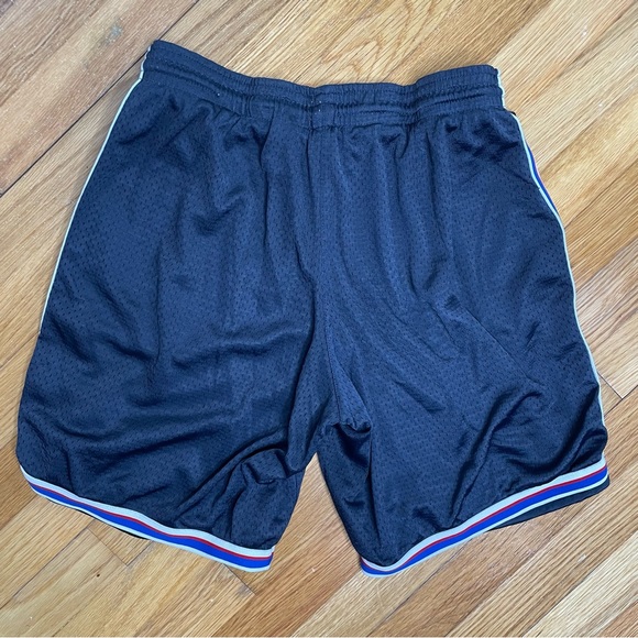 Champion Core Mesh Basketball Shorts Navy Blue Size Medium - Picture 3 of 6